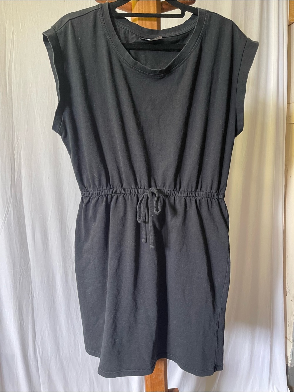 Sleeveless Black Drawstring Waist Mini Dress